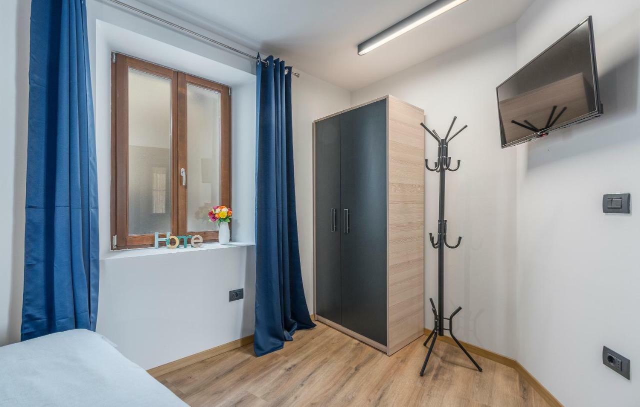 Heritage De Amicis Apartment ロヴィニ エクステリア 写真